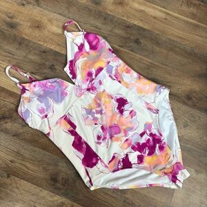 Mynah M White Pink Purple Floral One Piece Swimsuit Preppy Romantic Artsy Retro